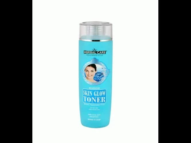 HOLLYWOOD STYLE DIAMOND SKIN GLOW TONER 200ML