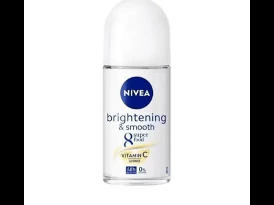 NIVEA BRIGHTENING & SMOOTH 8 SUPER FOOD VITAMIN C LICORICE ROLL ON 50ML