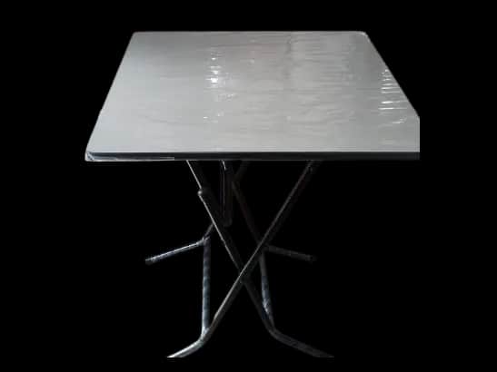 Folding Table 2 x 4 Feet