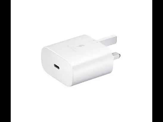 Samsung 25W Adapter USB-C 3 Pin  White - Super Fast Charging to stay ready , Compatible with various devices , Enjoy the flexibility of the USB Type-C