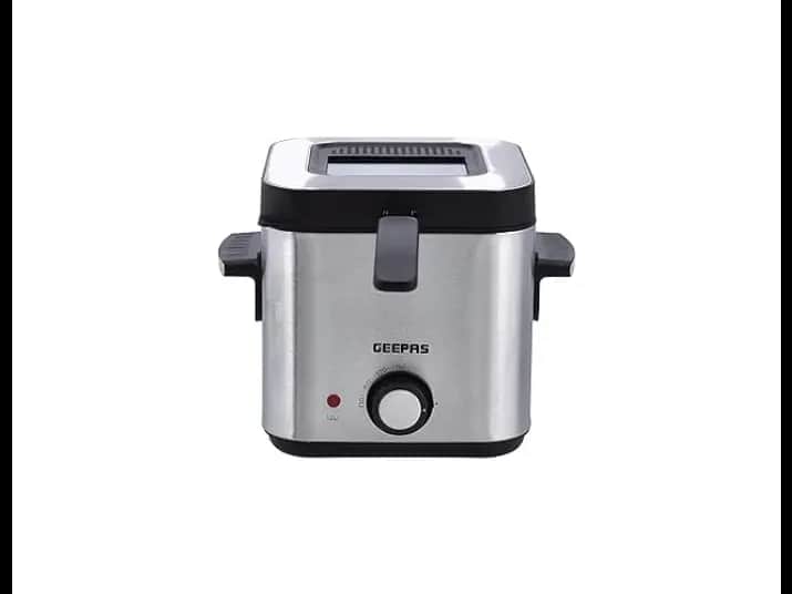GEEPAS DEEPFRYER MODEL GDF36016 - FAST HEAT AND ENOUGH CAPACITY