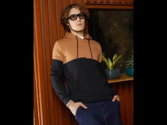 Men Colour-block Hooded Sweatshirt