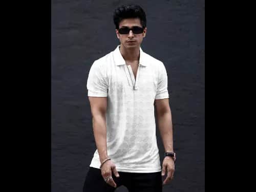 Men Geometric Print Slim Fit Polo T-Shirt