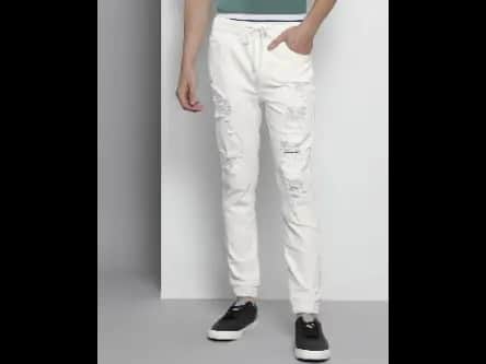 Distressed Jogger Jeans