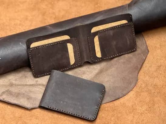 Pure Cow Oil Pull-up Leather Coffee Brown Bi-Fold Wallet