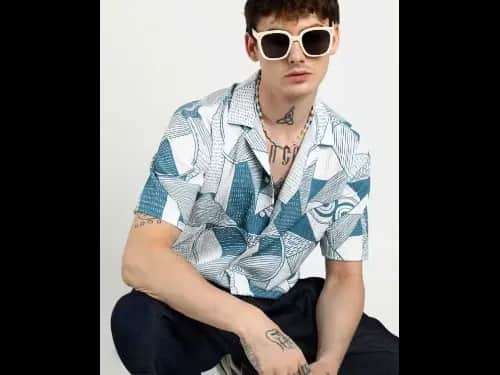 Men Geometric Print Regular Fit Shirt with Cuban Collar