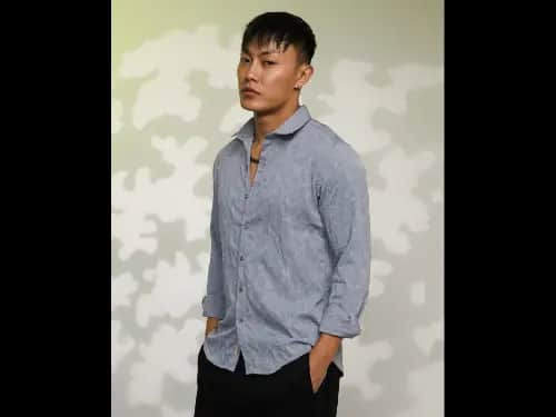 Men Regular Fit Spread-Collar Shirt