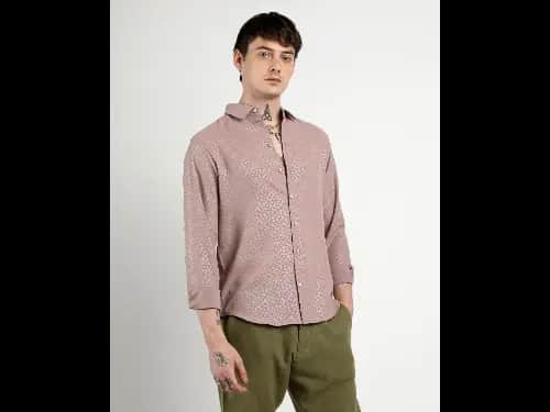 Men Pebbles Print Regular Fit Shirt with Spread Collar