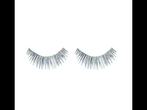 Styling Eyelashes 1092