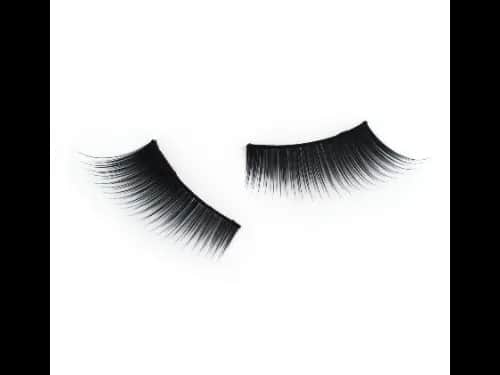 Styling Eyelashes 1544