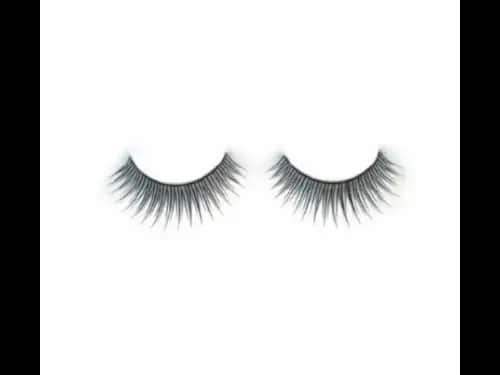 Styling Eyelashes 1225