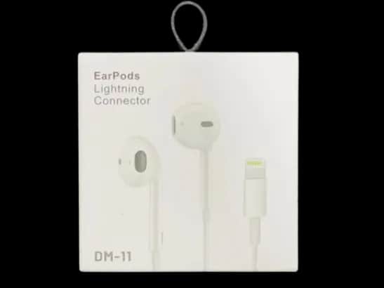 DM-11 EarPods Lighting Connector