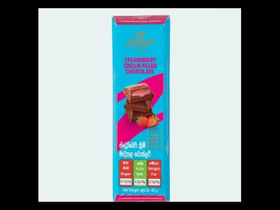 Zellers Strawberry Cream Filled Chocolate 45g
