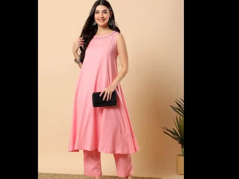 Round Neck Sleeveless Kurta With Trousers