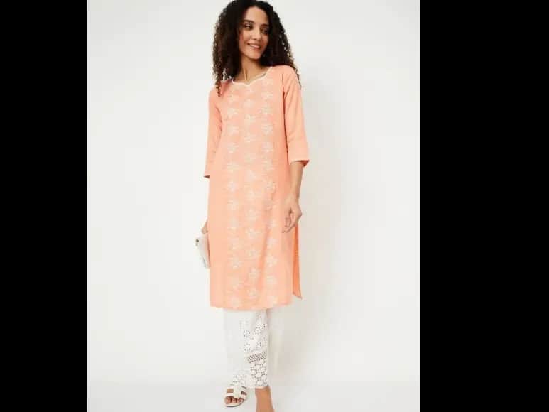 Floral Embroidered Thread Work Cotton Straight Kurta