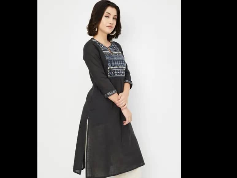 Floral Yoke Design Notch Neck Thread Work A-Line Kurta