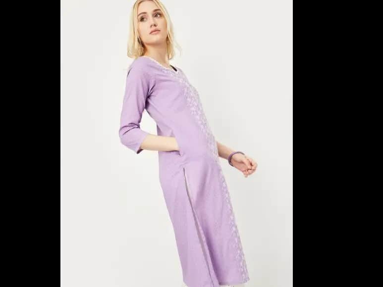 Women Geometric Embroidered Gotta Patti Kurta
