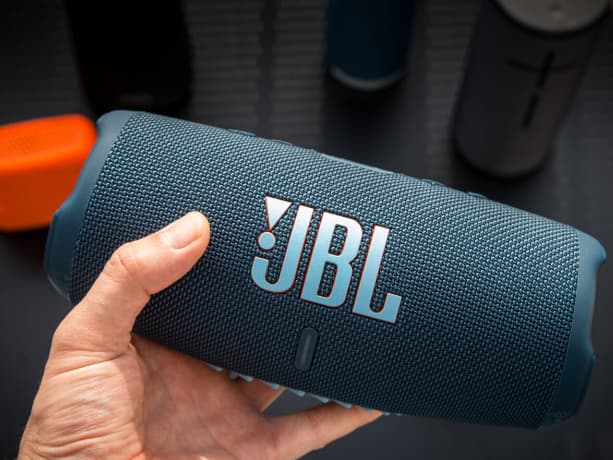 JBL Charge 5 Portable Bluetooth Speaker (2)