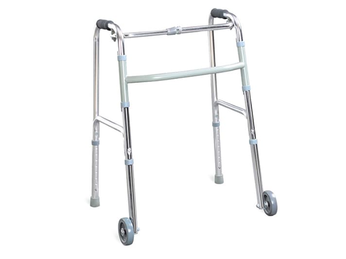 MOVING WALKER WITH WHEELS (2)