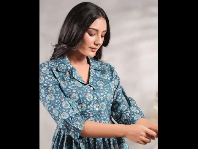 Floral Printed Pleated A-Line Pure Cotton Kurti With Trousers (3)