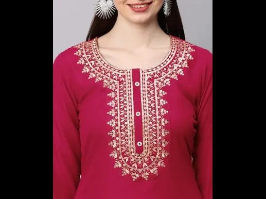 Ethnic Motifs Yoke Design Thread Work Detail Straight Kurta & Trouser With Dupatta (4)