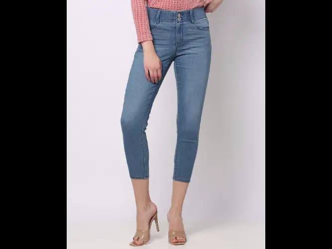 Light-Wash Calf-Length Skinny Fit Jeans