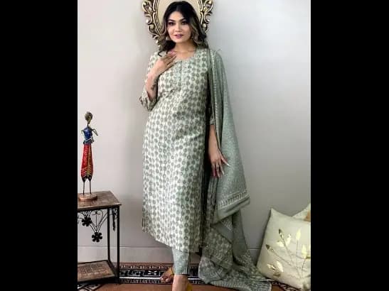Ethnic Motifs Printed Thread Work Pure Cotton Kurta with Trousers & Dupatta