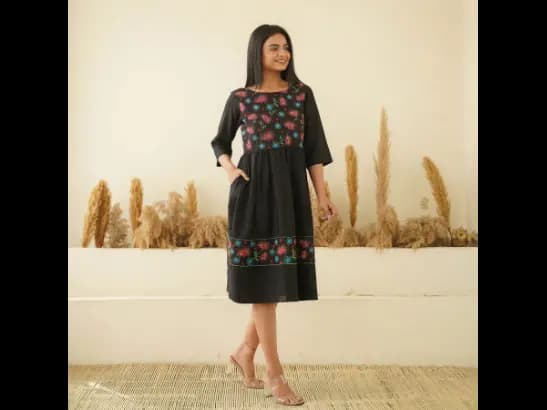 FLORAL EMBROIDERY ON BLACK RAYON DRESS WITH POCKETS