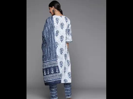 White Paisley Motifs Printed Pure Cotton Kurta with Trousers & With Dupatta (6)