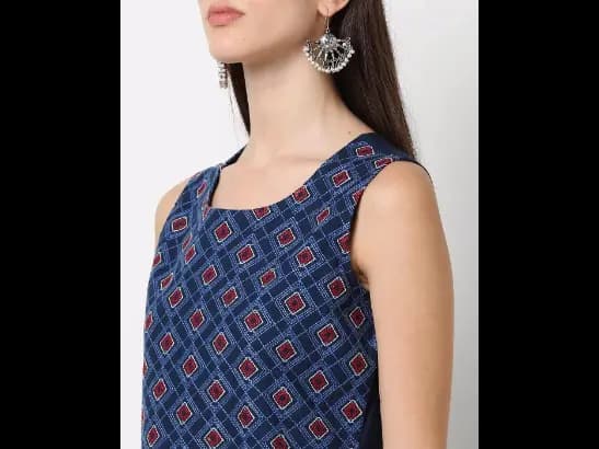 Micro Print Flared Kurta (3)
