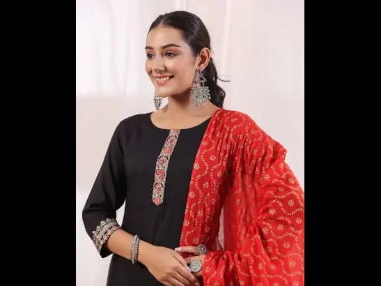 Ethnic Motifs Printed Regular Kurta With Trousers & Dupatta (4)