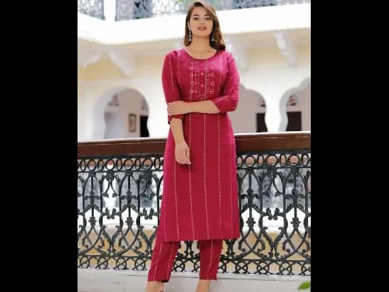 Bandhani Printed Regular Thread Work Kurta with Trousers