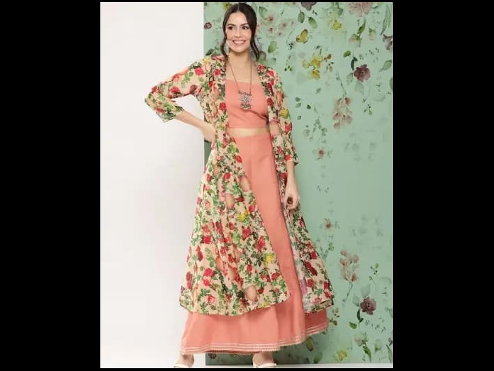 Peach-coloured solid Top with Palazzos
