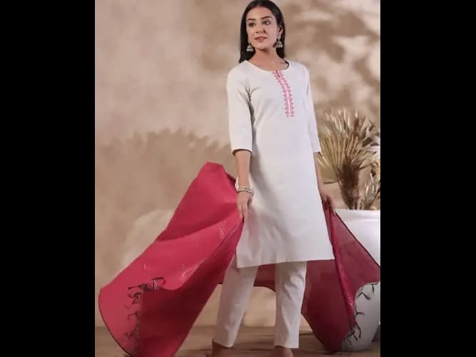 Ethnic Motifs Embroidered Thread Work Pure Cotton Kurta With Trousers & Dupatta (4)