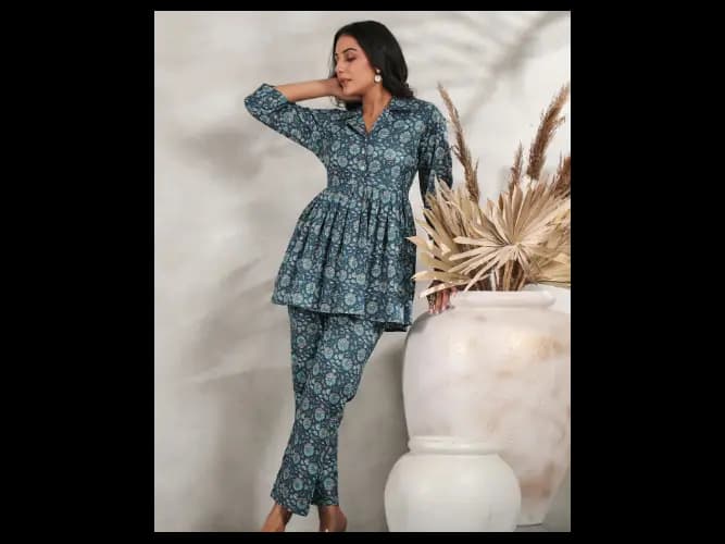 Floral Printed Pleated A-Line Pure Cotton Kurti With Trousers (2)