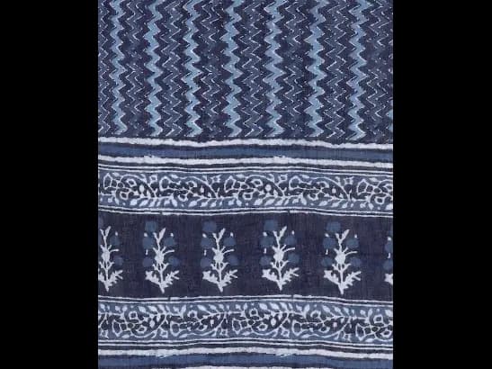 White Paisley Motifs Printed Pure Cotton Kurta with Trousers & With Dupatta (3)