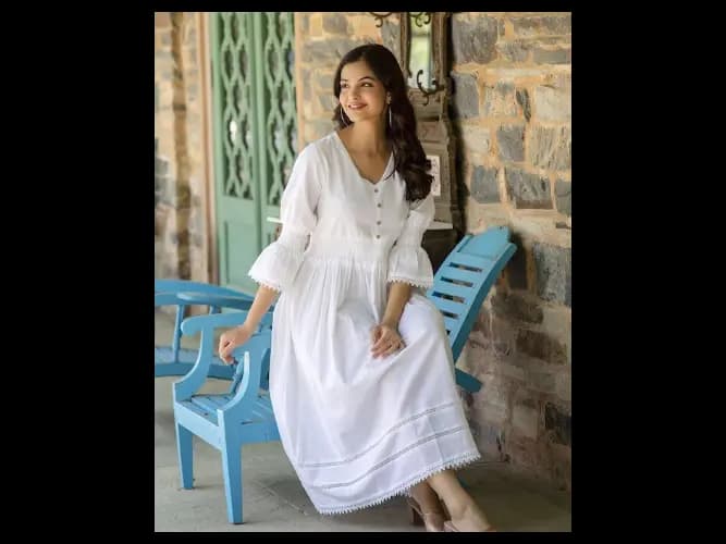 V-Neck A-Line Cotton Maxi Dress (3)