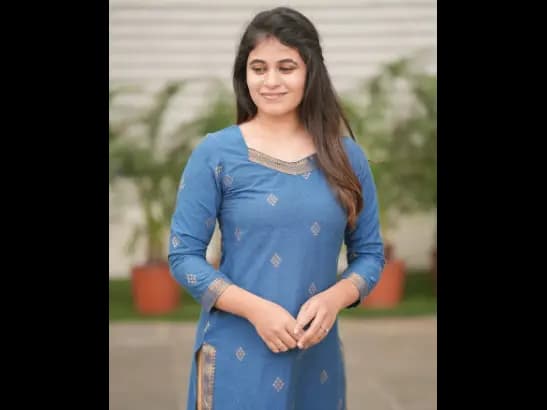Straight cut Kurti with Side Slit (2)