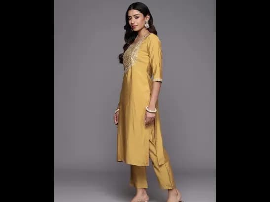 Floral Yoke Design Regular Sequinned Kurta with Trousers With Dupatta (5)