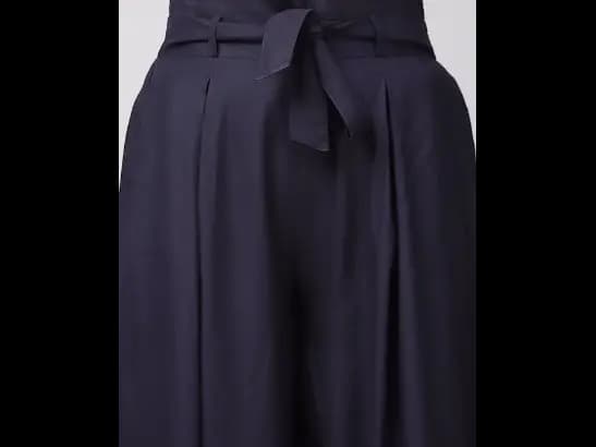Navy Blue Solid Crop Wide Leg Palazzos (5)