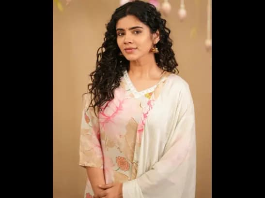 Straight Cut Kurti with Pant & Dupatta (2)
