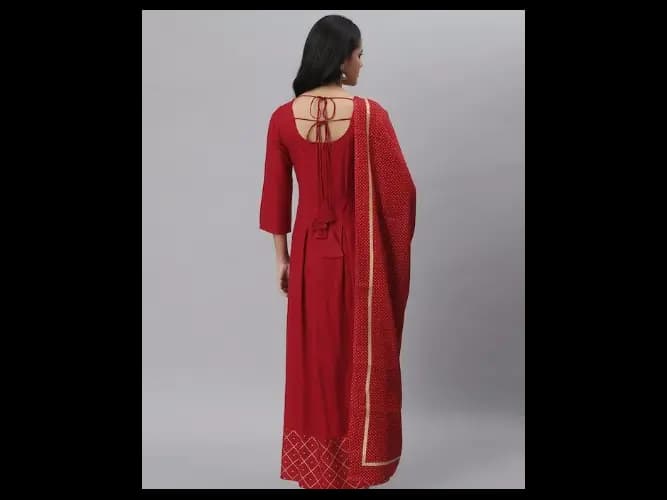 Women Maroon Anarkali Kurta With Dupatta (3)