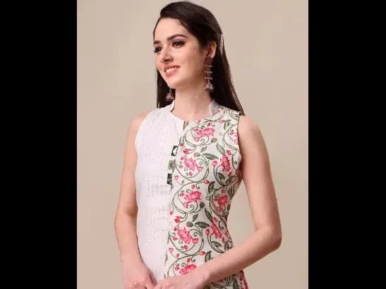 Floral Printed Regular Sequinned Kurta With Trousers & Dupatta (3)