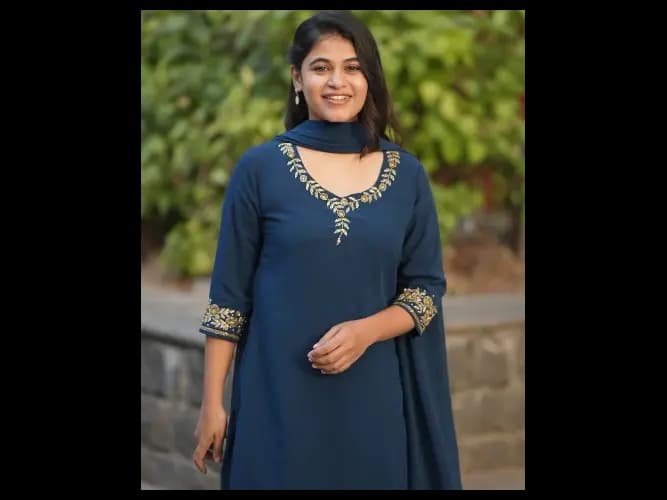 Embroidered Blue Kurta (Kurti+Dupatta)