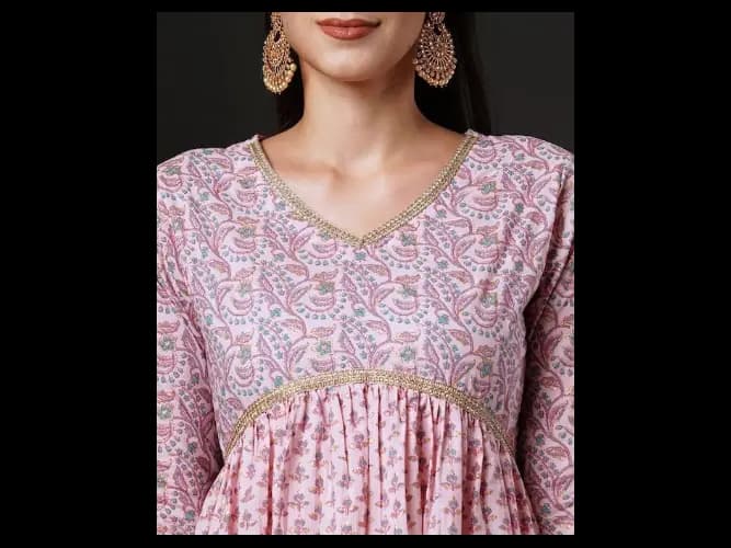 Zari Embroidered Pleated Kurta with Trousers & Dupatta (4)