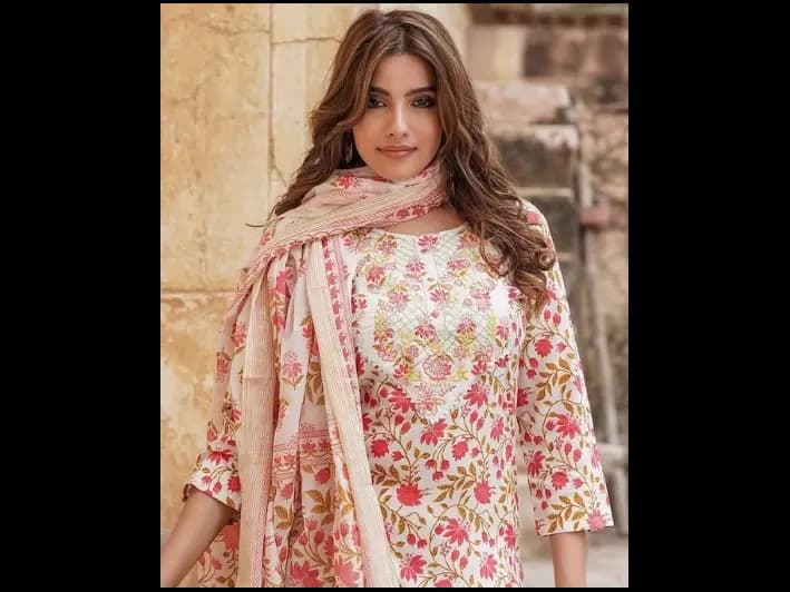 Floral Printed Pure Cotton Straight Kurta With Trousers & Dupatta (2)