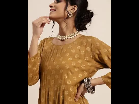 Women Brown & Golden Printed Maxi Dress (2)