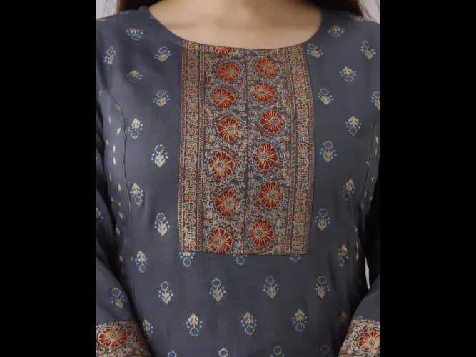 Floral Printed Straight Kurta Set (5)