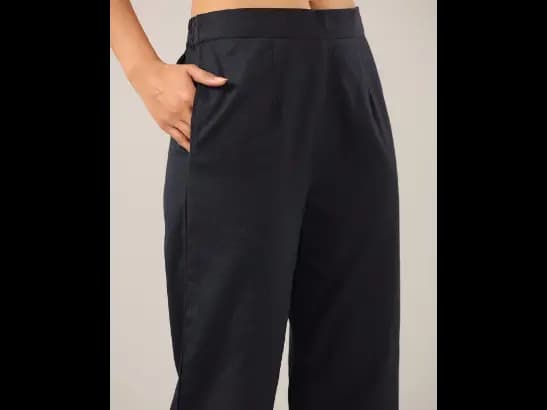 Straight Pants with Side Pockets (5)