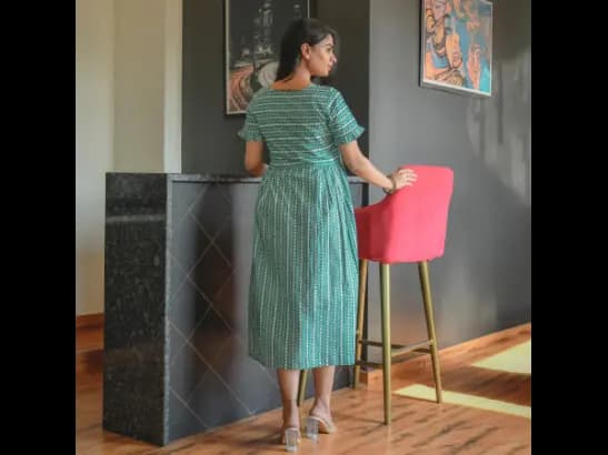 DABU GREEN ZIGZAG MOM AND DAUGHTER DRESSES (3)